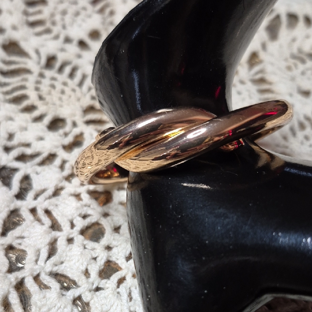 Twisted Rose Gold Tone Women's Spring Open Bracelet